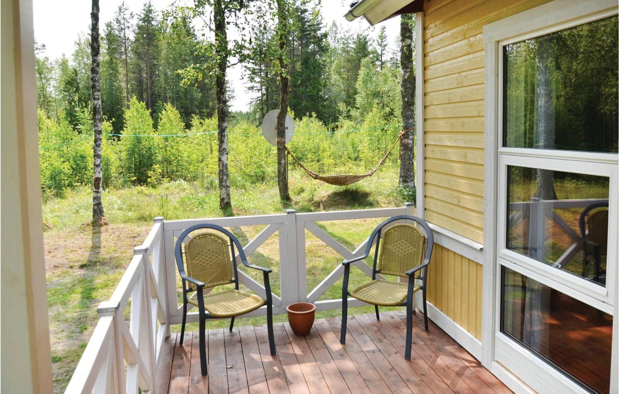 Nice Home In Sunne With Jacuzzi Alvsatern Exterior photo